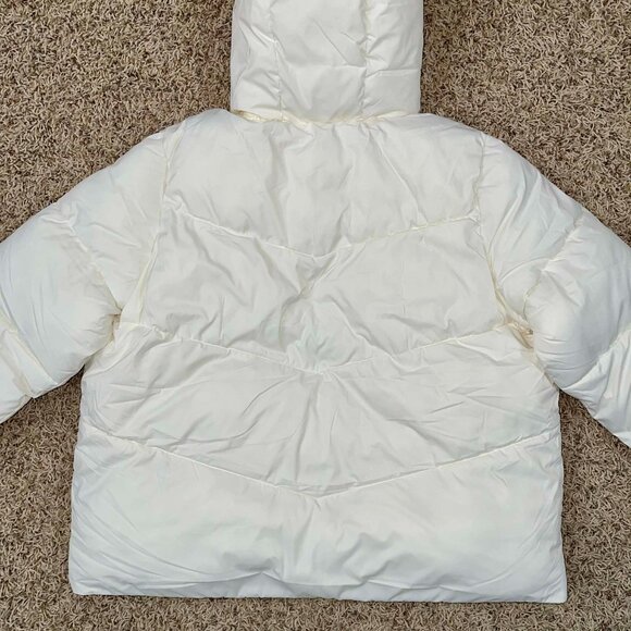 32 Degrees Women’s Quilted Jacket with Plush Lined Hood White, Size XXL (New) - Picture 12 of 16